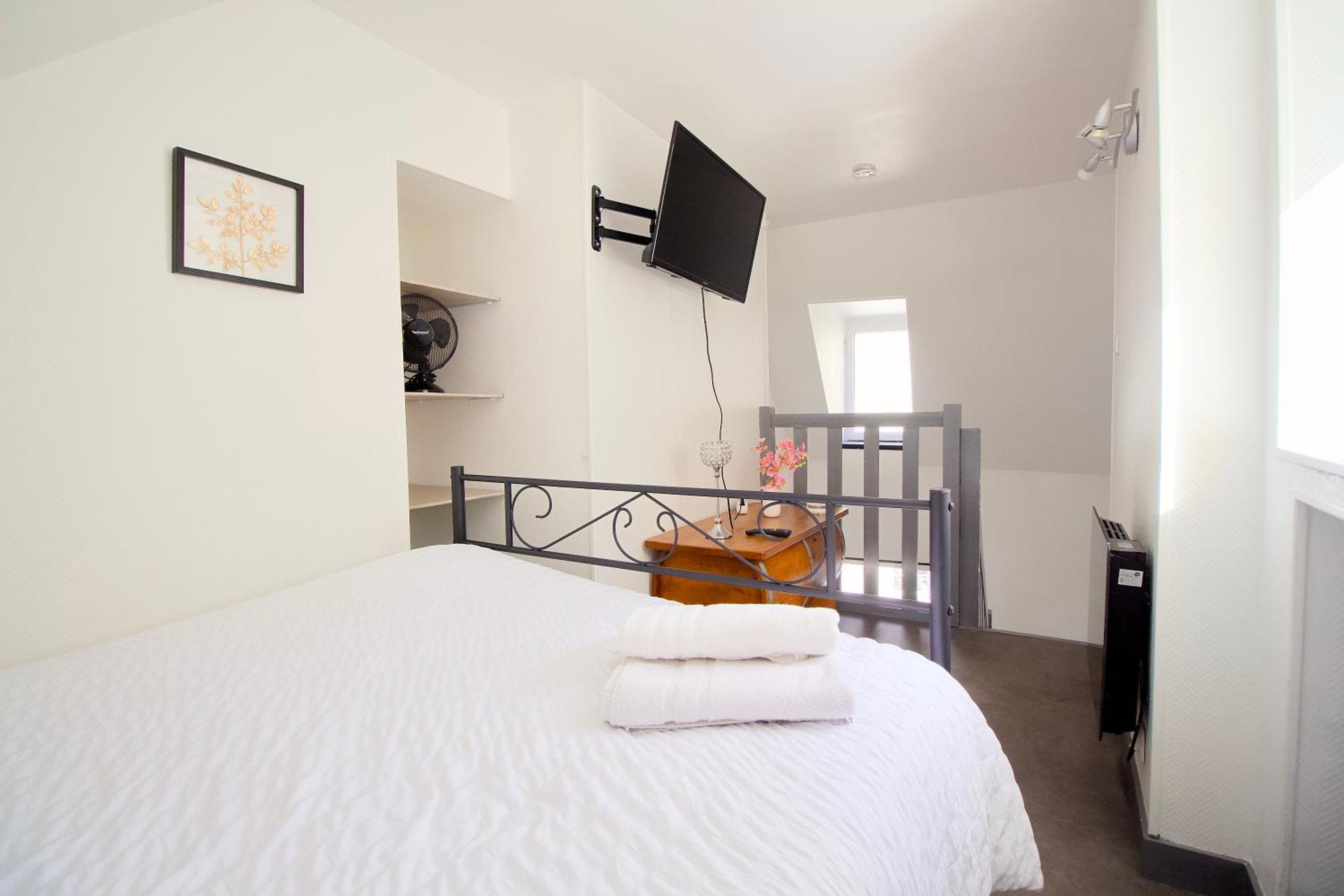 Appartement Petit Duplex Lumineux, Hyper Centre A 2 Pas Du Port, Intendance Luxury Host *